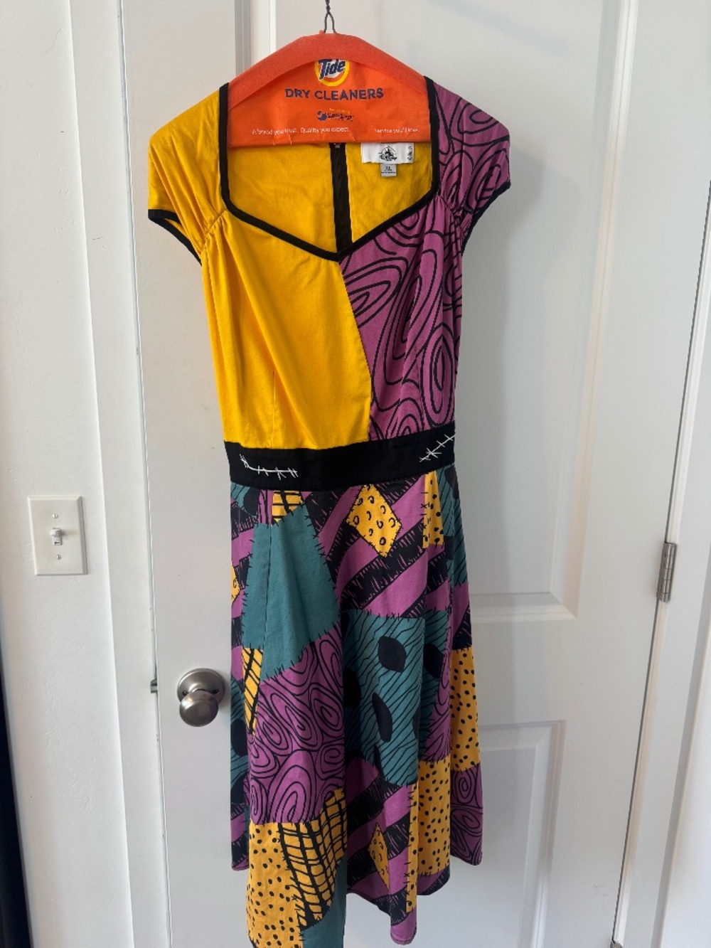 Disney Sally (dress shop) dress SZ XL